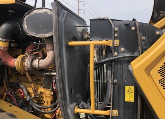 ขายรถตักล้อยาง CAT 962H นำเข้าเองจากญี่ปุ่น สภาพสวยพร้อมใช้ มีVDOการทำงานครับ ขายรถตักล้อยาง CAT 962H นำเข้าเองจากญี่ปุ่น สภาพสวยพร้อมใช้ มีVDOการทำงานครับ