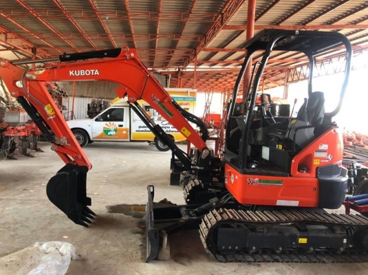 เสนอขายรถขุดคูโบต้ามือสอง รุ่น U35 เสนอขายรถขุดคูโบต้ามือสอง รุ่น U35