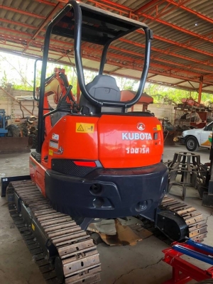 เสนอขายรถขุดคูโบต้ามือสอง รุ่น U35 เสนอขายรถขุดคูโบต้ามือสอง รุ่น U35