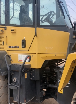 ขายรถตักล้อยาง KOMATSU WA100-5 (6,xxx ชั่วโมง) นำเข้าเองจากญี่ปุ่น สภาพสวยพร้อมใช้ มีVDOการทำงานครับ