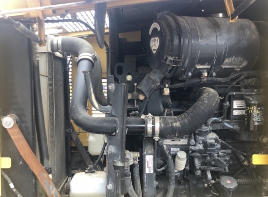 ขายรถตักล้อยาง KOMATSU WA100-5 (6,xxx ชั่วโมง) นำเข้าเองจากญี่ปุ่น สภาพสวยพร้อมใช้ มีVDOการทำงานครับ