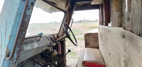 รถแบคโฮ pc60-5 พร้อมเทรลเลอร์ อีซูซุ หัวยาว ราคา 333,000.- บาท