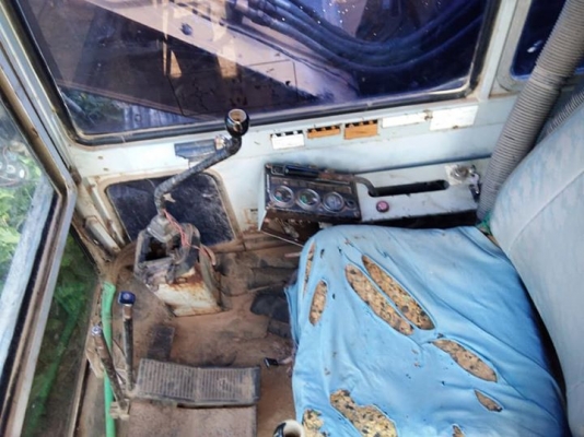 รถแบคโฮ pc60-5 พร้อมเทรลเลอร์ อีซูซุ หัวยาว ราคา 333,000.- บาท