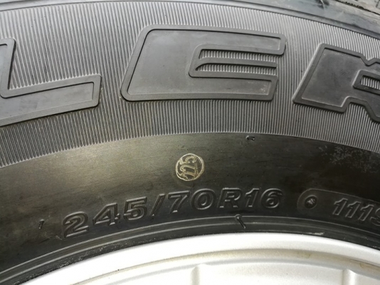 ล้อขอบ16ยางบริสโตน245/70/16ปี19ถอด0ป้ายแดง ล้อขอบ16ยางบริสโตน245/70/16ปี19ถอด0ป้ายแดง
