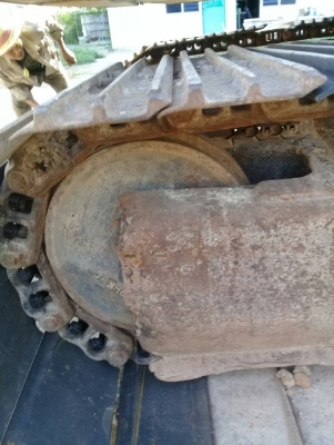 CAT320-BLราคา950, 000บาท บูมอาร์มสวยช่วงล่างเต็มเอวเเน่น  เครื่องดีปั้มดี  ไม่โหลดรถสวยสถาพเดิมๆ พร้อมใช้ เอกสารเล่ม สนใจโทรหา081-989-1989หรั่งครับ