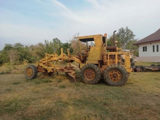 ขาย 245,000 บาท KOMATSU GD37-6H เครื่อวดี เกียร์แรง สภาพพร้อมใช้ เอกสารชื้อขาย  รถอยู่  นครราชสีมา โทร 0610710295  สนใจ รายการสินค้า อื่นๆ ที่ เว็ปไชค์ Truck2Hand https://www.truck2hand.com/index.php?actions=content/search&amp;member_id=136193  Facebook ส