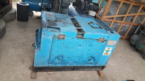 SALE* FROM JAPAN สินค้าเพิ่งนำเข้า*ขายถูกด่วนๆ เครื่องปั๊มลม แบบเครื่องยนต์AIRMAN PDR50S /ดีเซล KUBOTA: 3สูบ SALE* FROM JAPAN สินค้าเพิ่งนำเข้า*ขายถูกด่วนๆ เครื่องปั๊มลม แบบเครื่องยนต์AIRMAN PDR50S /ดีเซล KUBOTA: 3สูบ