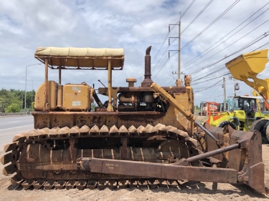 ขายรถดันดิน KOMATSU D80P-12 (D8) นำเข้าเองจากญี่ปุ่น สภาพสวยพร้อมใช้ มีVDOการทำงานครับ