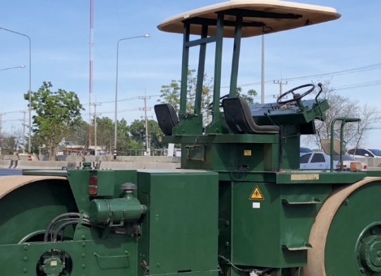 ขายรถบด 3 ล้อ DYNAPAC CS12 (2,xxx ชั่วโมง) นำเข้าเองจากญี่ปุ่น สภาพสวยพร้อมใช้ ขายรถบด 3 ล้อ DYNAPAC CS12 (2,xxx ชั่วโมง) นำเข้าเองจากญี่ปุ่น สภาพสวยพร้อมใช้