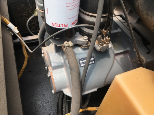 ขายเครื่องลมสนามแบบมีล้อลากจูง สินค้านำเข้าไม่เคยใช้ในไทย ขายเครื่องลมสนามแบบมีล้อลากจูง สินค้านำเข้าไม่เคยใช้ในไทย