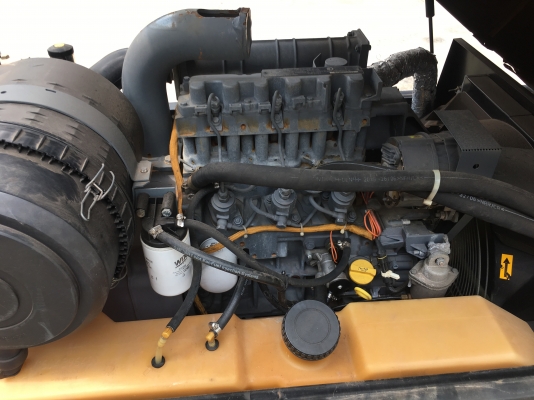 ขายเครื่องลมสนามแบบมีล้อลากจูง สินค้านำเข้าไม่เคยใช้ในไทย ขายเครื่องลมสนามแบบมีล้อลากจูง สินค้านำเข้าไม่เคยใช้ในไทย