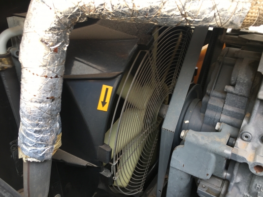 ขายเครื่องลมสนามแบบมีล้อลากจูง สินค้านำเข้าไม่เคยใช้ในไทย ขายเครื่องลมสนามแบบมีล้อลากจูง สินค้านำเข้าไม่เคยใช้ในไทย