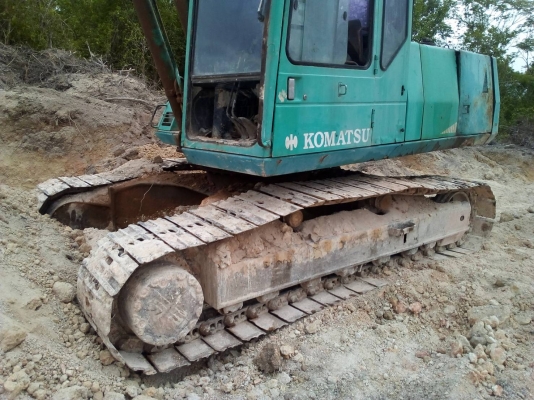 ขายแบคโฮKOMATSU PC200-5 คอลโทนยาวเอกสารซื้อขายราคา 300,000 ขายแบคโฮKOMATSU PC200-5 คอลโทนยาวเอกสารซื้อขายราคา 300,000