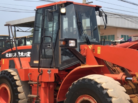 ขายรถตักล้อยาง CAT 962G นำเข้าเองจากญี่ปุ่น สภาพสวยพร้อมใช้ มีVDOการทำงานครับ