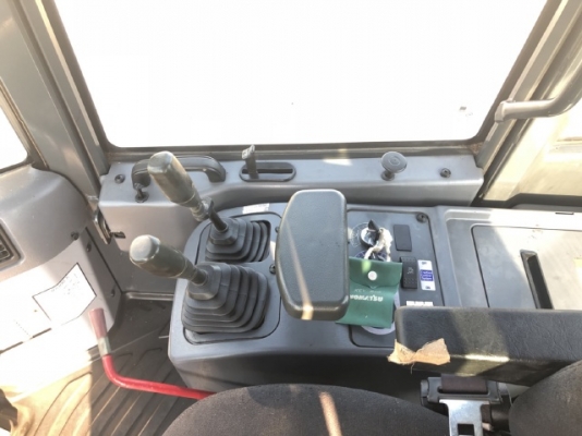 ขายรถตักล้อยาง KOMATSU WA100-5 แขนยาวพิเศษ นำเข้าเองจากญี่ปุ่น สภาพสวยพร้อมใช้ มีVDOการทำงานครับ ขายรถตักล้อยาง KOMATSU WA100-5 แขนยาวพิเศษ นำเข้าเองจากญี่ปุ่น สภาพสวยพร้อมใช้ มีVDOการทำงานครับ