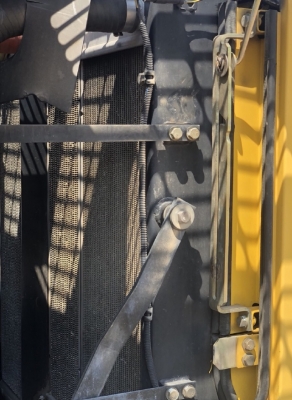 ขายรถตักล้อยาง KOMATSU WA320-5 นำเข้าเองจากญี่ปุ่น สภาพสวยพร้อมใช้ มีVDOการทำงานครับ