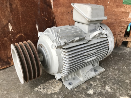 ขายมอเตอร์ไฟฟ้า Hitachi 15HP. 380V 1450rpm. สภาพสวยเดิมๆ หมุนนิ่ม พร้อมใช้งาน ขายมอเตอร์ไฟฟ้า Hitachi 15HP. 380V 1450rpm. สภาพสวยเดิมๆ หมุนนิ่ม พร้อมใช้งาน