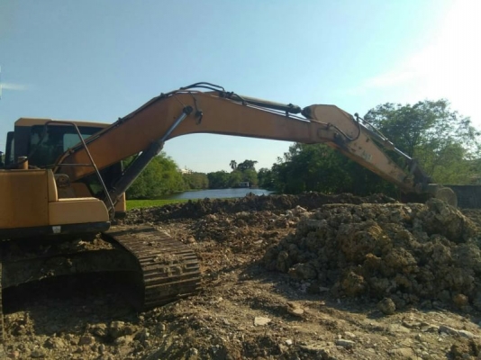 ขาย 1,100,000 SANY sy 215c เล่มทะเบียน 9,000 ชม. ไฟฟ้าครบ เครื่องดี ปั้มแรง เอวแน่น ช่วงล่างสวย รถพร้อมใช้เอกสารพร้อมโอน รถอยู่ ปทุมธานี 090-772-3710 090-772-3708