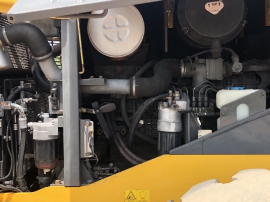 ขายรถตักล้อยาง HITACHI ZW220 ปี 2013 นำเข้าเองจากญี่ปุ่น สภาพสวยพร้อมใช้ มีVDOการทำงานครับ