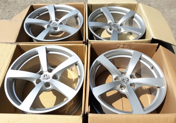 ล้อแท้ Porsche ขอบ 18