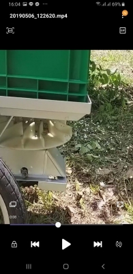 หว่านไว หว่านได้ดั่งใจ ใหม่ รถหว่านปุ๋ย ดินสอ  ติดต่อ 084 0560785