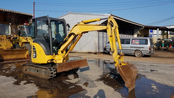 รถขุดโคมัสสุ PC30MR3 เก่าญี่ปุ่น