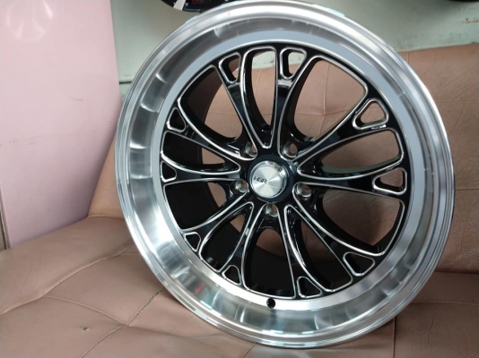 แม็กใหม่เวลเขากวาง ขอบ 18 ใส่รถกระบะ 5 รู 114