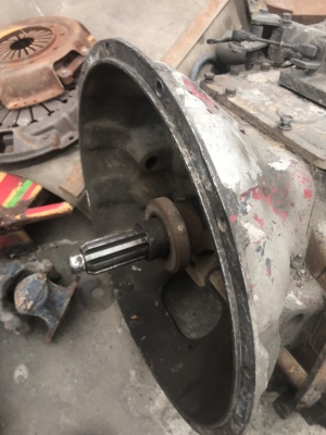 ขายด่วน เกียร์อีตั้น 9.5 รอบ พร้อมเกียร์แปะ สภาพสวยขาย 45000 บาท