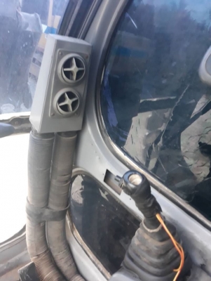 ขายsk100-5..เอกสารอินวอยล์/รถสวยสภาพดี ขายsk100-5..เอกสารอินวอยล์/รถสวยสภาพดี