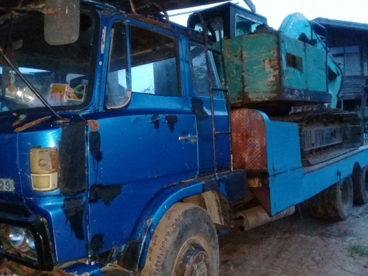 รถแบคโฮ