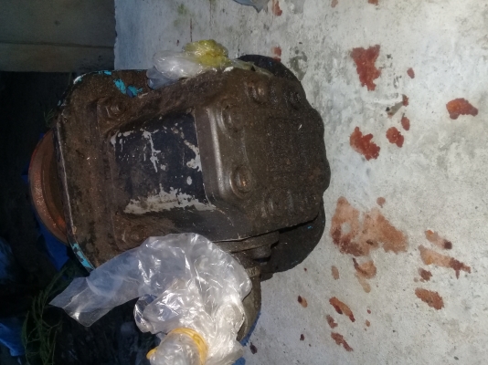 กระบอกไฮดรอลิคพร้อมปั๊มและคอนโทรล