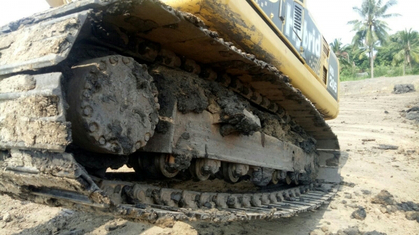 ขายโคมัตสุ Hybrid 205 4สูบ 148แรงม้า เอกสารใบแจ้งจำหน่ายพร้อมทำเล่ม รถสวย รถพร้อมทำงานเอวแน่น โซดาทำงานไม่โหลด  ไฟฟ้าครบ