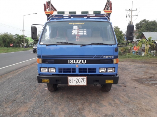 ขายรถบรรทุก6ล้อNPR115แรง เฟืองท้ายF ยาว 4.30 เสิรมแหนบเรียบร้อย เอกสารครบพร้อมโอน