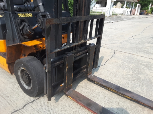 1.5 ตันเสายกสูง 3 เมตรงาสไลน์ซ้ายขวาเกียร์ออโต้ สนใจ 0813535948