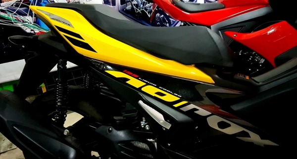 aerox ปี2018 สีเหลือง รถสวยไมล์น้อย 1 พันโล น้องๆป้ายแดงเลย 52900 aerox ปี2018 สีเหลือง รถสวยไมล์น้อย 1 พันโล น้องๆป้ายแดงเลย 52900