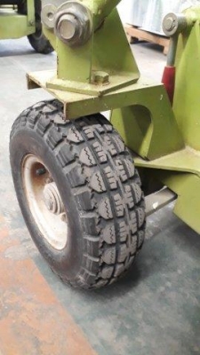 ทาวว์เวอร์ไลท์ 4 ดวง FKC4042-2 มือสองญี่ปุ่น ทาวว์เวอร์ไลท์ 4 ดวง FKC4042-2 มือสองญี่ปุ่น