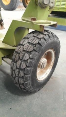 ทาวว์เวอร์ไลท์ 4 ดวง FKC4042-2 มือสองญี่ปุ่น ทาวว์เวอร์ไลท์ 4 ดวง FKC4042-2 มือสองญี่ปุ่น