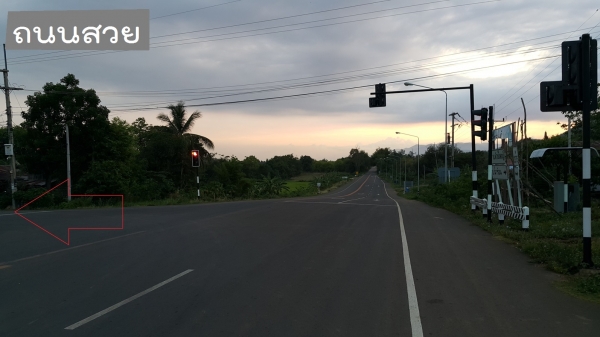 ขายที่ดินเพชรบูรณ์  มีโฉนดวิวหลังทุ่งนา หน้าภูเขา  ติดทางหลวง2275 ด้านหลังลำธาร ใกล้อุทยานแห่งชาติตาดหมอก  เนื้อที่258ตรว.ขาย380,000ล้านบาท
