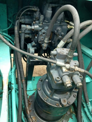 ขายรถแบคโฮ KOBELCO SK200-6 YN10 เอกสารเล่ม ราคา 1350000