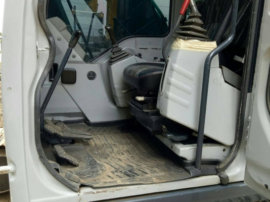 ขายรถแบคโฮ KOBELCO SK200-6 YN10 เอกสารเล่ม ราคา 1350000