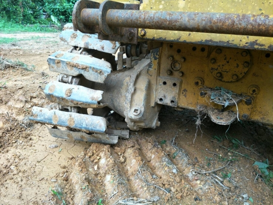 มี VDO ให้ชม.KOMATSU D20P-3 ราคา 85000