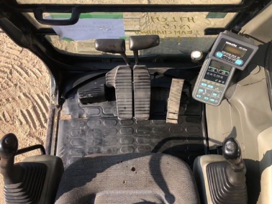 ขายรถขุด KOMATSU PC120-6E ลายหัวกระแทก นำเข้าเองจากญี่ปุ่น สภาพสวยพร้อมใช้ มีVDOการทำงานครับ ขายรถขุด KOMATSU PC120-6E ลายหัวกระแทก นำเข้าเองจากญี่ปุ่น สภาพสวยพร้อมใช้ มีVDOการทำงานครับ