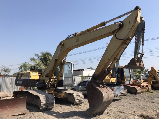 ขายKOMATSU PC200-5 พร้อมใช้งาน เอกสารเล่มทะเบียน