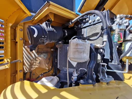 ขาย!! >>> Komatsu Pc70 รุ่น 8 ไมล์ 4,5xx ชม. รถสวย <<< เบอร์ติดต่อ 098-7155789 086-4631102