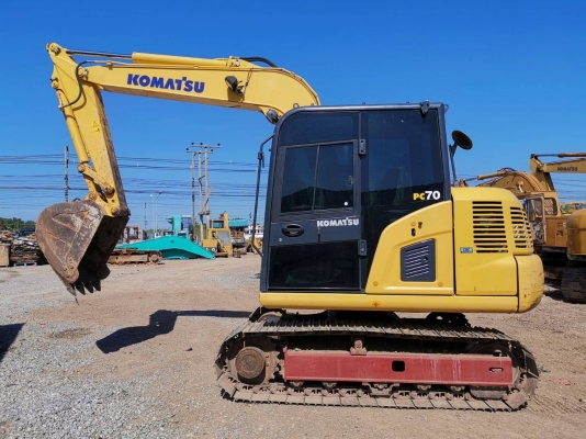 ขาย!! >>> Komatsu Pc70 รุ่น 8 ไมล์ 4,5xx ชม. รถสวย <<< เบอร์ติดต่อ 098-7155789 086-4631102