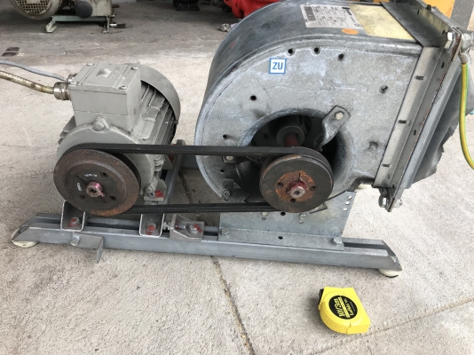 ขายโบลเวอร์ดูดฝุ่น-ดูดอากาศ Comefri 1HP. 380V made in Italy สภาพสวย โครงสร้างแข็งแรง หมุนนิ่ม ลมแรง พร้อมใช้งาน