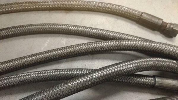 สายถักสเตนเลสแรงดันไฮดรอลิค