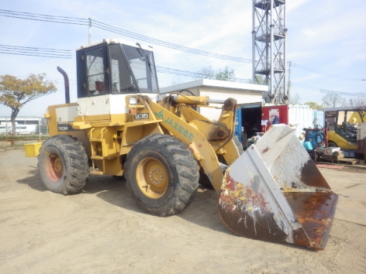 ขายรถตักล้อยาง ยี่ห้อ TCM รุ่น 835-2