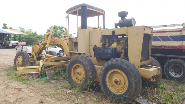 ขายตามสภาพ รถเกรด WABCO เครื่องพังเสื้อสูบทะลุ เกียร์ดี ระบบไฮดรอริคครบ เอกสารใบซื้อขาย ราคาต่อรองได้