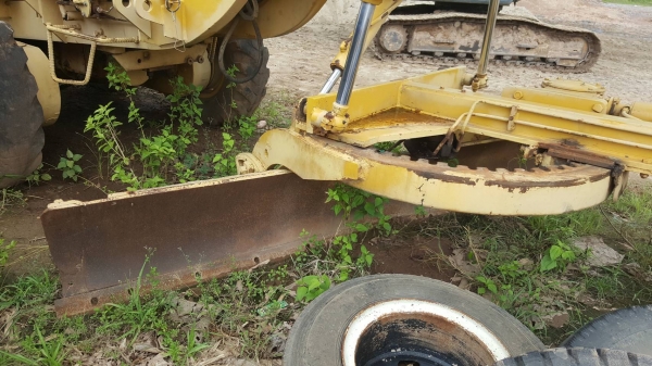 ขายตามสภาพ รถเกรด WABCO เครื่องพังเสื้อสูบทะลุ เกียร์ดี ระบบไฮดรอริคครบ เอกสารใบซื้อขาย ราคาต่อรองได้